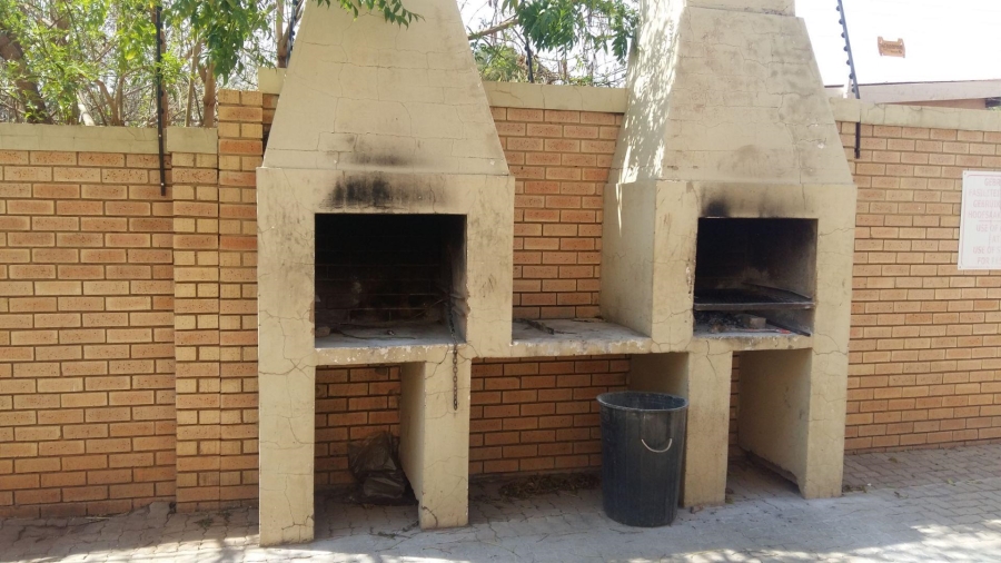 1 Bedroom Property for Sale in Potchefstroom North West